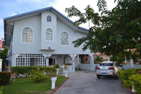 Airport Inn Bed and Breakfast in Trinidad and Tobago