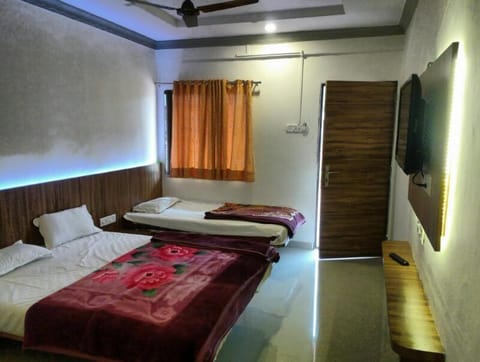 Trupti homestay Vacation rental in Mahabaleshwar