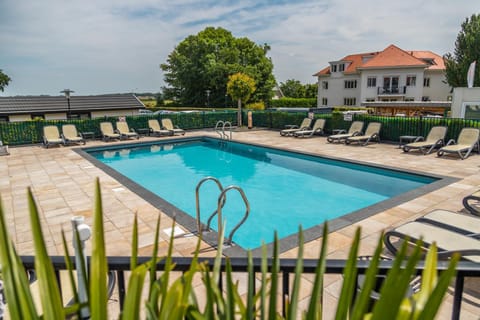 Garden view, Pool view, Swimming pool