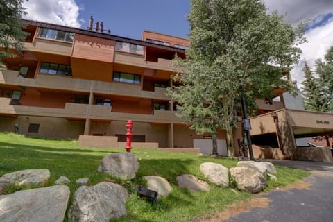 SL299 Spruce Lodge 2Br 2Ba condo Apartment in Copper Mountain