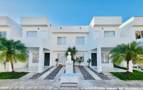 Property building, Garden view