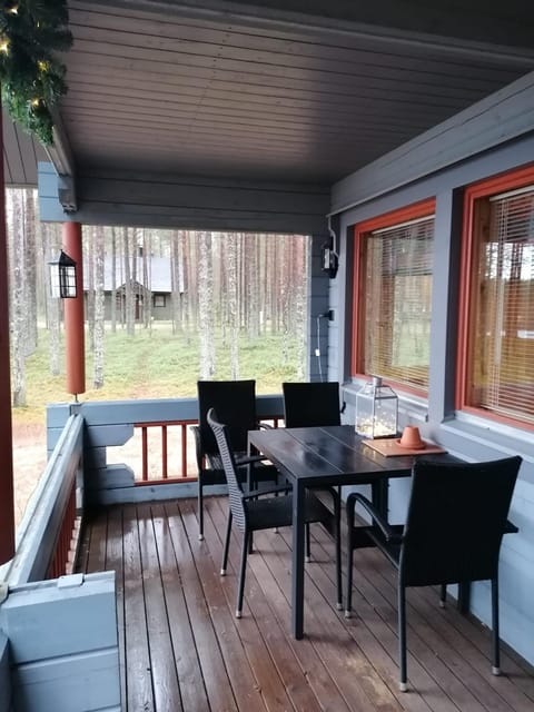 Sininen Hetki Cottage House in Lapland