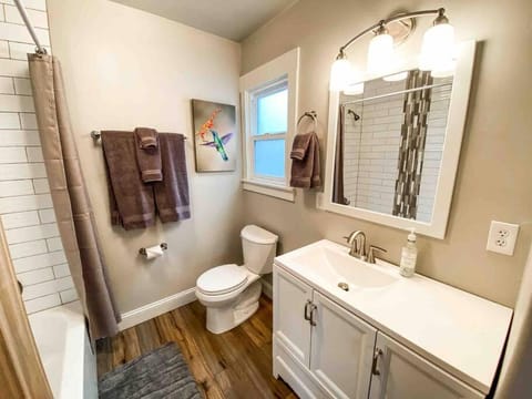 Adorable Guest Suite Central/trendy neighborhood Maison in Colorado Springs