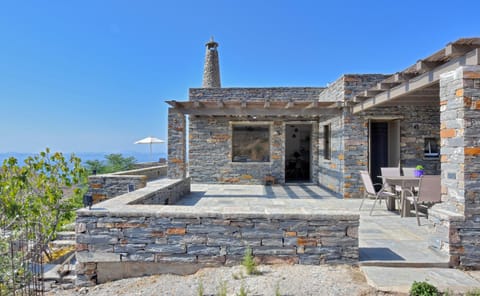 Property building, Day, Dining area, Sea view, Sea view