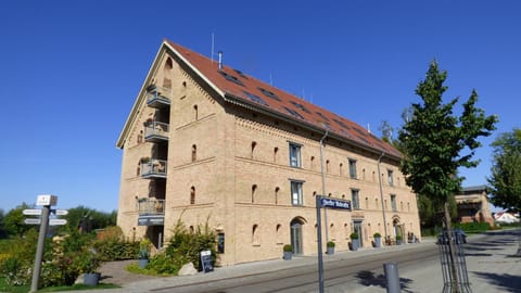 Hotel Alter Kornspeicher Hôtel in Mecklenburgische Seenplatte