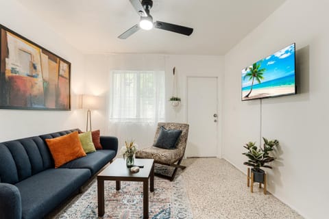 Spacious 1 Bed Miami Apartment With Parking Apartamento in Brickell