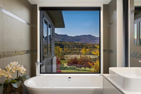 Bathroom, Mountain view, Bath