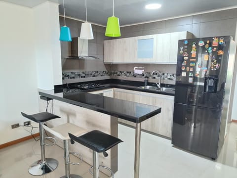 apartamento amoblado con wi fi y agua caliente en tercer piso Appartamento in Palmira