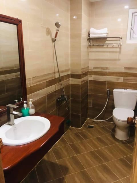 Win Hotel - 43 Đường số 10, KDC Trung Sơn, Bình Chánh- by Bay Luxury Condo in Ho Chi Minh City