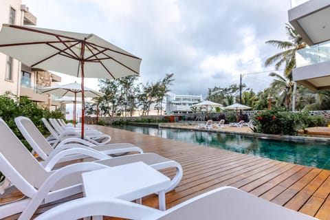 Brand new, Beachfront Ocean Terraces, Poste Lafayette-Apt-C1 Copropriété in Mauritius
