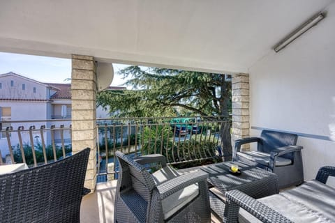 Balcony/Terrace, City view, Garden view