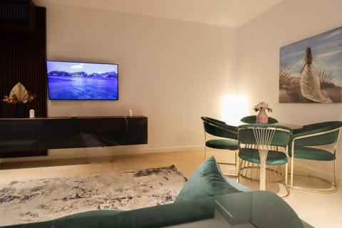 Communal lounge/ TV room, Seating area