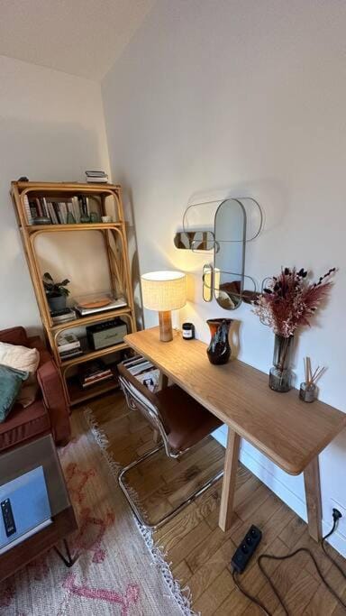 Luminous and calm apartment in Pantin, near Paris Apartment in Pantin