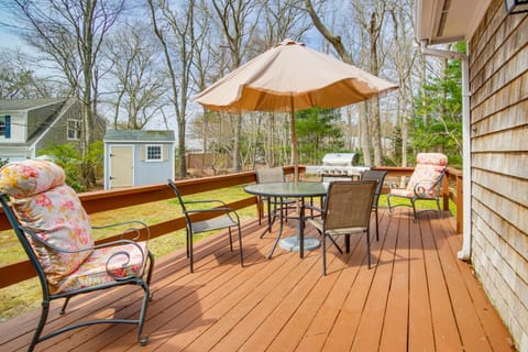 Centerville Vacation Rental about 2 Mi to the Beach! Maison in Centerville
