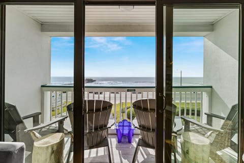 Balcony/Terrace, Seating area, Sea view, Sea view