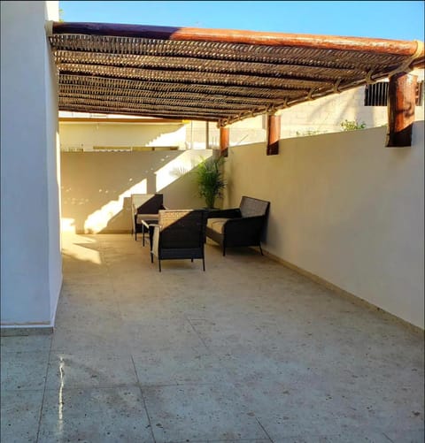 3 Bedrooms Home. Walking distance to the Malecon. House in La Paz