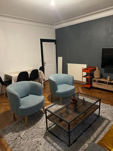 Appartement meublé à Croissy sur Seine Copropriété in Chatou