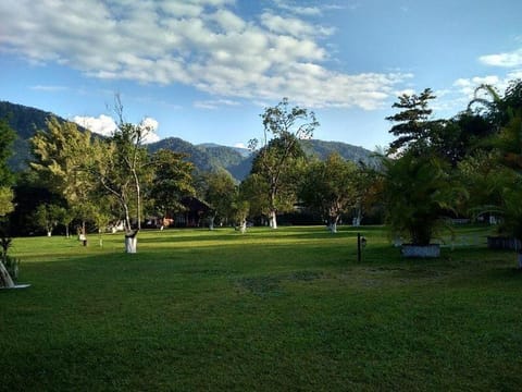 Gad Gha Kum - El mensajero Lodge Hotel in Department of Pasco