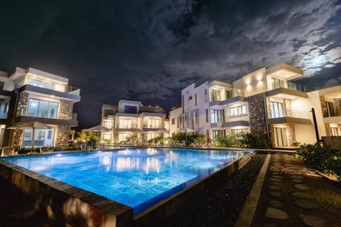 Brand new, Beachfront Ocean Terraces, Poste Lafayette-Apt-C3 Condominio in Mauritius