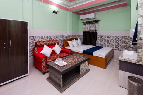 Raja Hotel & Lodge - Kharagpur, West Bengal Hôtel in West Bengal