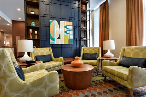 Hampton Inn and Suites Clayton/St. Louis-Galleria Area Hotel in Clayton