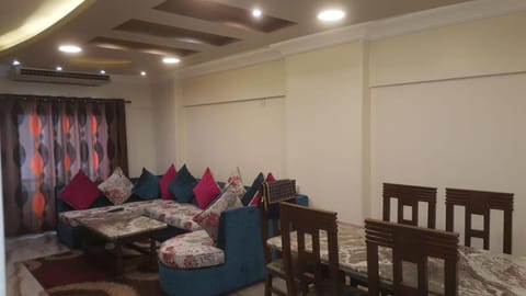 City Square شقق فندقية مكيفة باطلالة علي البحر Apartment in Alexandria