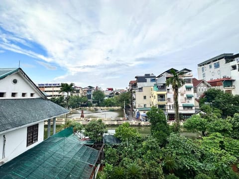 Perfect place to stay in Ha Noi. Condo in Hanoi