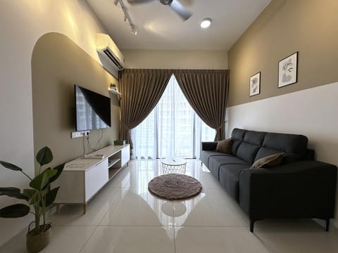 TV and multimedia, Living room, Seating area, air conditioner