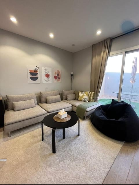 سويت مع تراس قريب من المطار Apartment in Jeddah