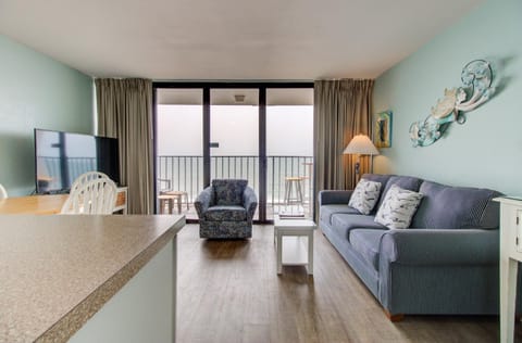 0612 Sandy Feet Retreat by Atlantic Towers Condominio in Kure Beach