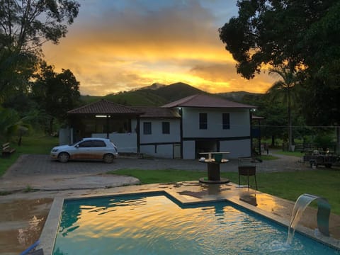 FAZENDA VOLTA GRANDE - CHALÉ MG Country House in State of Espírito Santo, Brazil