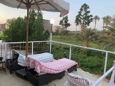 peace garden hostel & camp Bed and Breakfast in Luxor