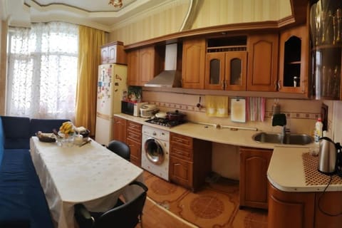 Дом Гурбанова Ахмеда с 2-мя Спальни Wohnung in Baku