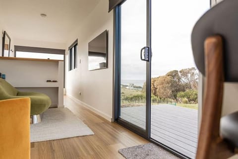 Bay of Fires Tiny Home House in Tasmania