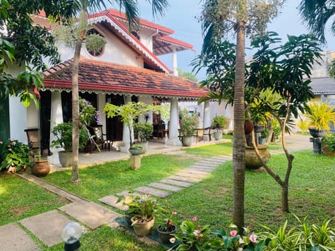 Sujeewani Villa Villa in Negombo