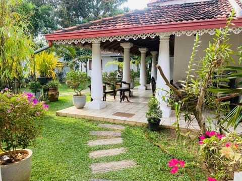 Sujeewani Villa Villa in Negombo