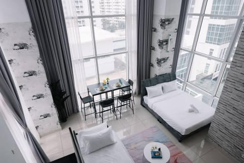 NEW Maritime Luxury Pool View Duplex Suite 601 Condo in George Town