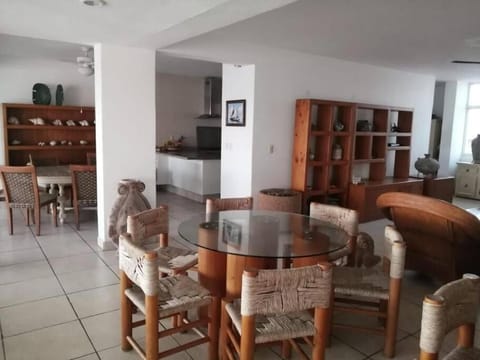 Beach Front 3 Bedroom Condo, best beach around. Condo in Manzanillo