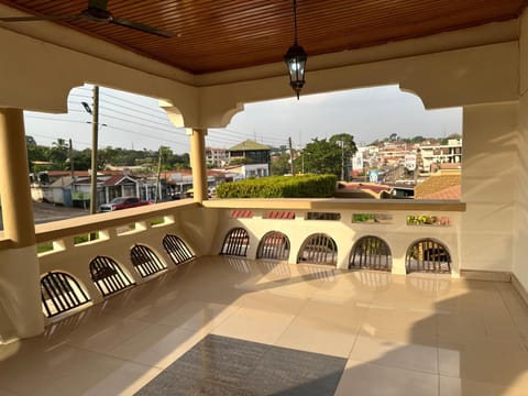 D Barfi Guesthouse, excellent location Übernachtung mit Frühstück in Kumasi