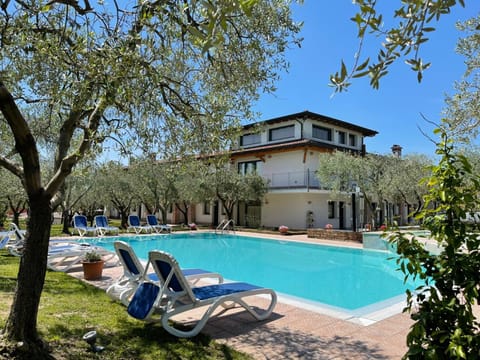 Residence Ulivi Aparthotel in Lake Garda