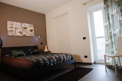 View (from property/room), Balcony/Terrace, Bedroom