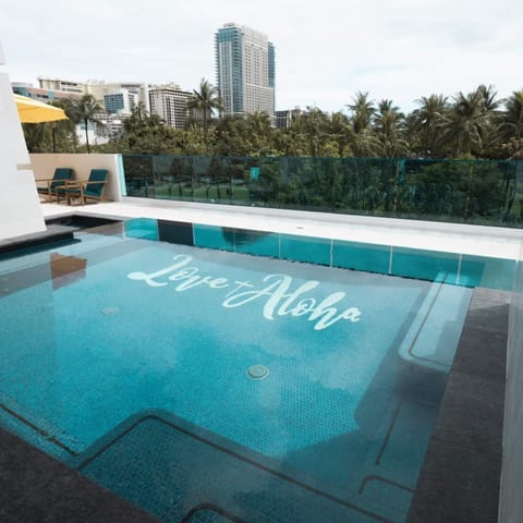 Suites At La Croix Hotel Honolulu HI Apartment hotel in McCully-Moiliili