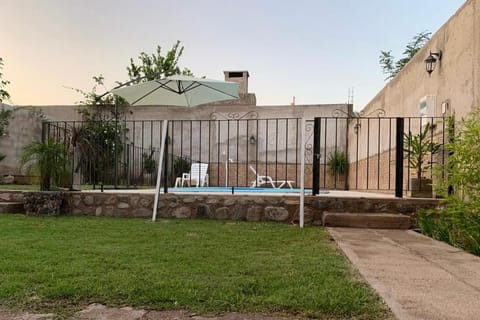 Hermosa casa con piscina House in San Juan Province, Argentina