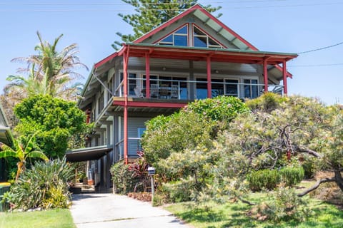 Spook's Point - oceanstays Haus in Angourie