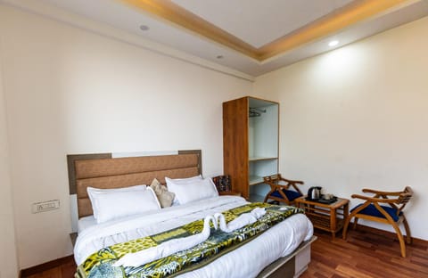 Hotel Apple Inn Shimla Vacation rental in Shimla