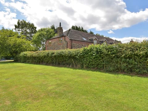 3 Bed in Ironbridge HWLOC House in Telford