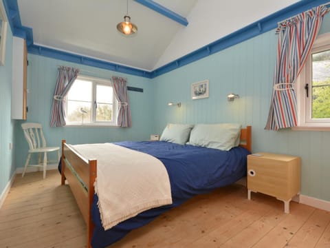 1 bed in Llansteffan 74267 Casa in Ferryside