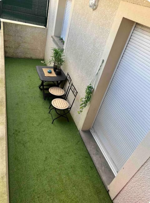 Balcony/Terrace, Balcony/Terrace