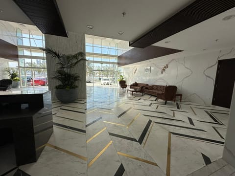 Luxury Apartment Al Khan Corniche View 2 BD Condo in Al Sharjah