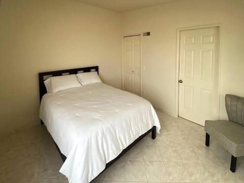 2 Bedroom SF house for Monthly Rent Casa in Daly City